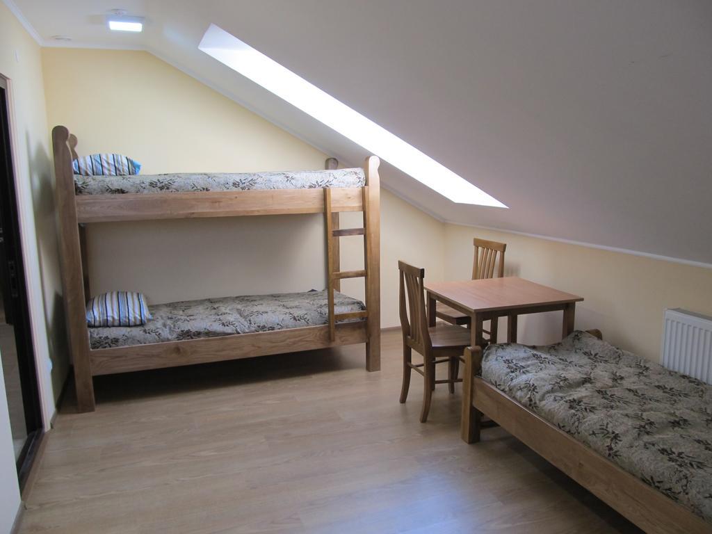 Mini-Hotel Na Pidgradskiy Úzhgorod Habitación foto